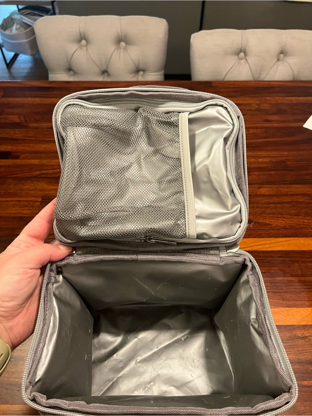 Momcozy Baby Bottle Bag/Breastmilk Cooler Bag - Picture 5 of 8